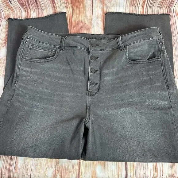 American Eagle HI RISE CROP FLARE Size 20 Short Black Jeans Denim Pants 37x23 - Picture 3 of 11